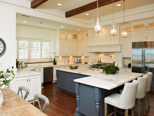 25+ Dreamy White Kitchens