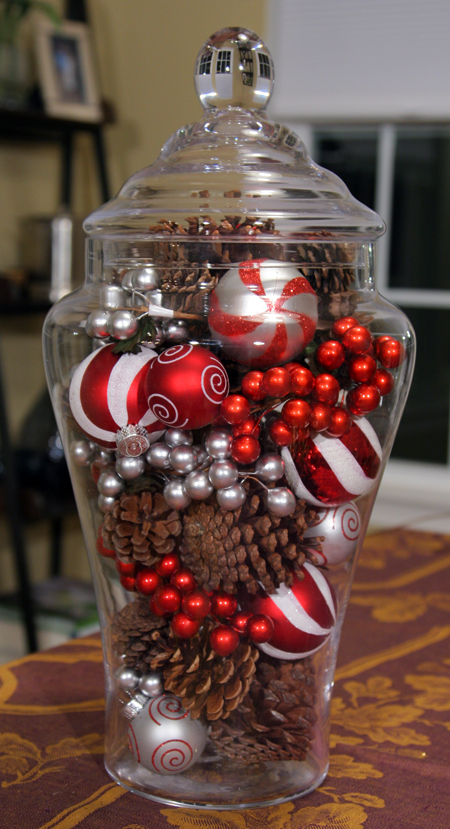 Pine Cone and Ornament Centerpiece | 25+ easy DIY Christmas decor