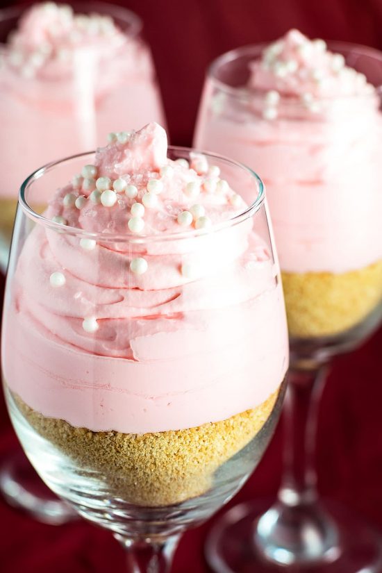 Geen Bakken Roze Limonade Parfaits / 25 + Limonade Stand Ideeën