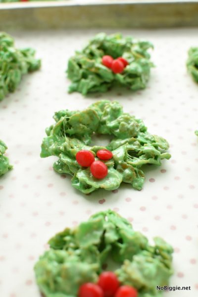 Christmas Cornflake Wreath Cookies 