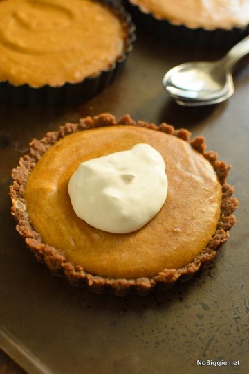 Marshmallow Pumpkin Pie | NoBiggie